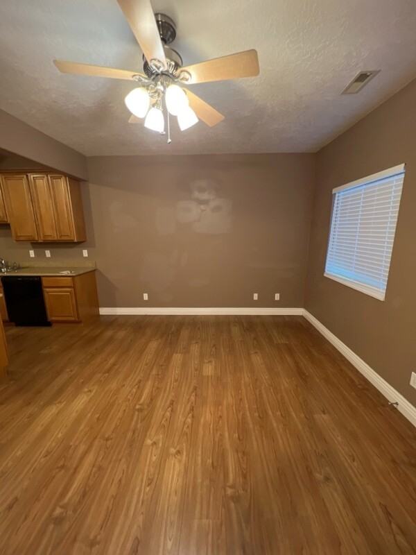 829 Wn - Photo 5 of 12