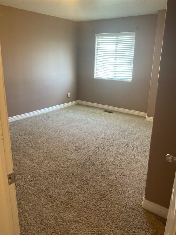 829 Wn - Photo 6 of 12