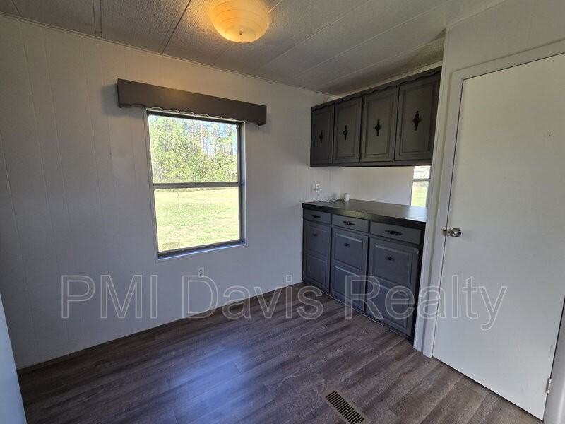 5260 Highways - Photo 7 of 9