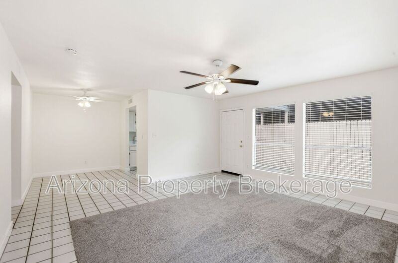 240 E Beck Ln - Photo 7 of 23