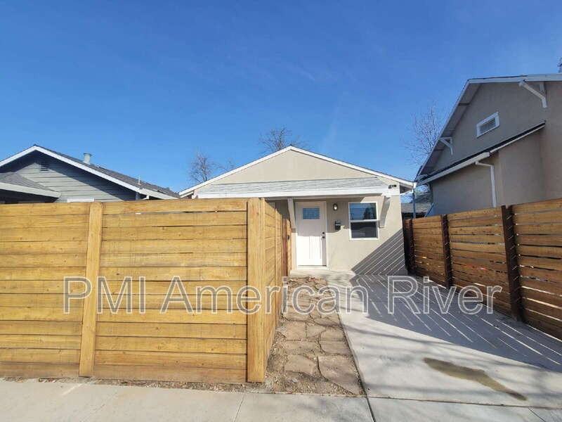 3825 7th Ave - Photo 2 of 17