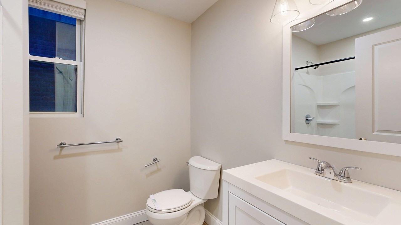 133 Paris Street133 Paris Street - 3 #3 - Photo 3 of 15