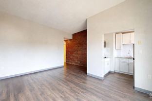 300 Meridian Street300 Meridian Street - 300 - 2 #300-2 - Photo 1 of 1