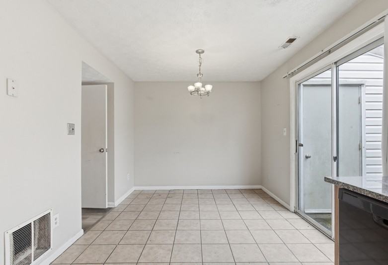 72 Chelmsford Ct - Photo 6 of 17