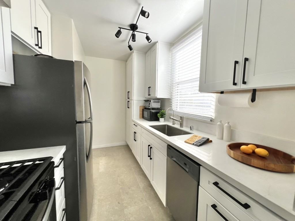 4356 35th St #4356 - Photo 5 of 17