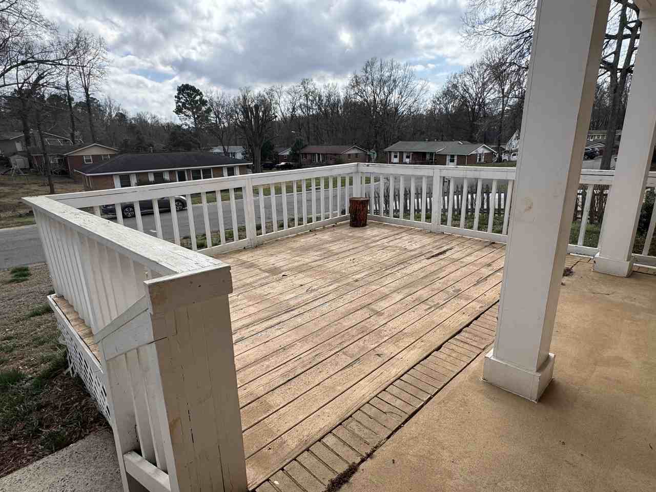 1009 Dunleigh Dr #1 - Photo 5 of 22