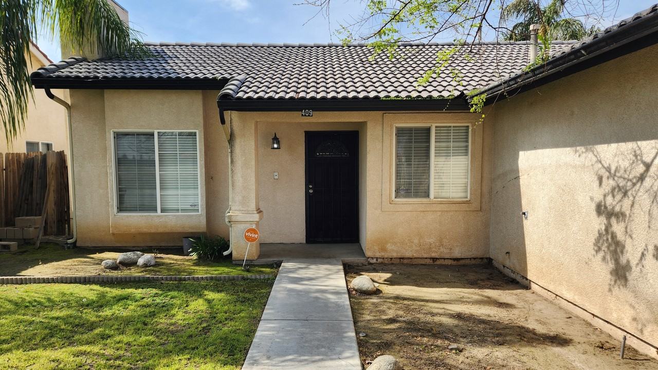 409 Harvest Creek Rd #1 - Photo 2 of 23