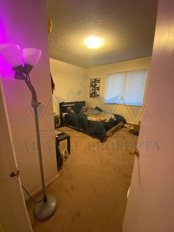 2310 E Garfield St #C9 - Photo 5 of 8