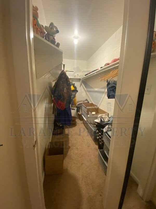 2310 E Garfield St #C9 - Photo 6 of 8