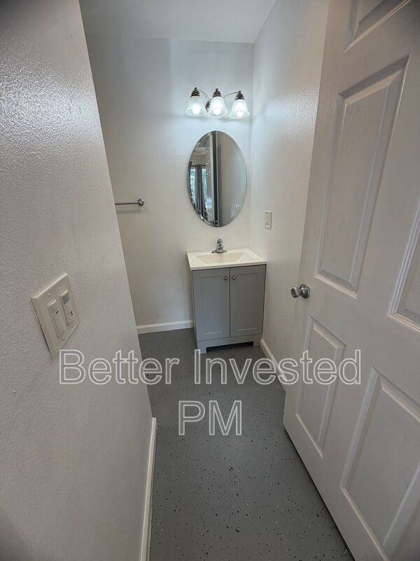 24601 Birch St #D - Photo 6 of 7