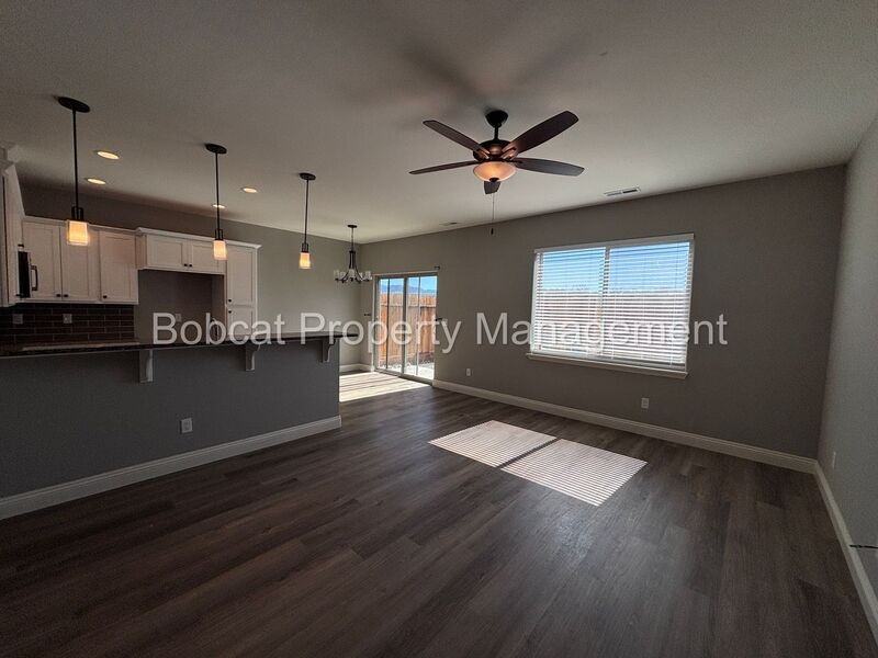 1213 Correlli Ct - Photo 7 of 39