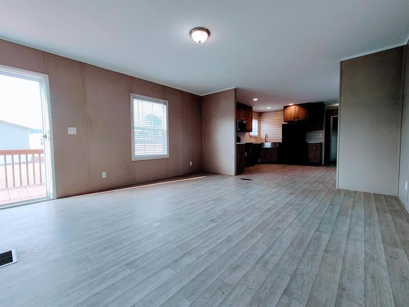 205 W Tower Ln - Photo 4 of 22