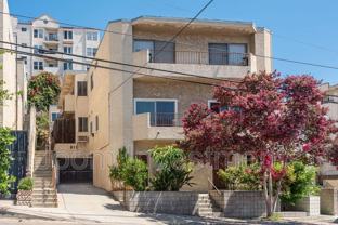 911 W College St - Photo 1 of 1