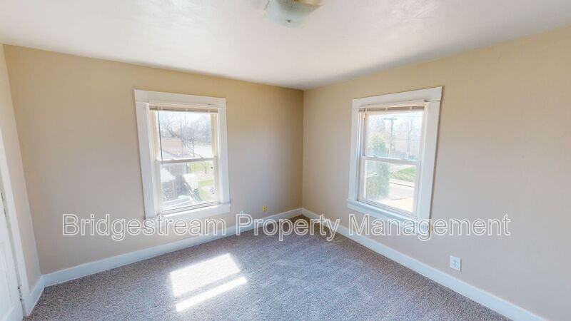 1116 Watervliet Ave #A - Photo 2 of 16