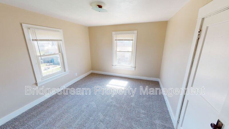 1116 Watervliet Ave #A - Photo 3 of 16