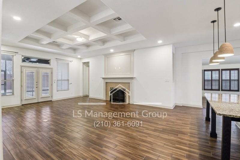 1041 Water Oak - Photo 7 of 48