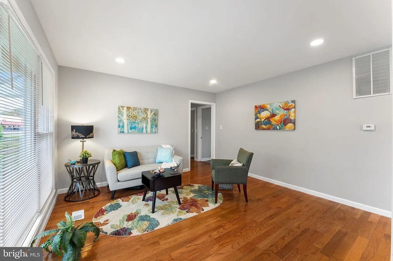 2711 Edfeldt Dr #2711 - Photo 3 of 11