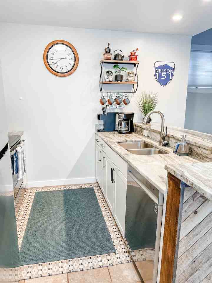 2240 Tanners Rdg - Photo 5 of 13