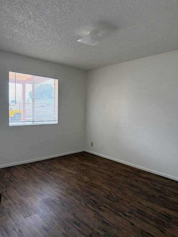 6740 E Dallas St - Photo 4 of 11