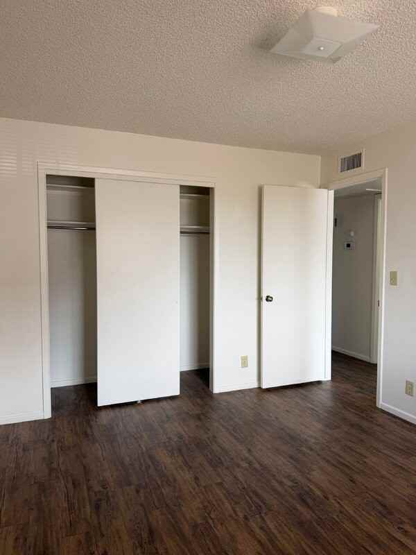 6740 E Dallas St - Photo 5 of 11