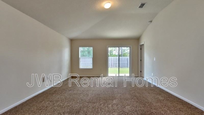 600 Ashby Landing Way - Photo 5 of 15