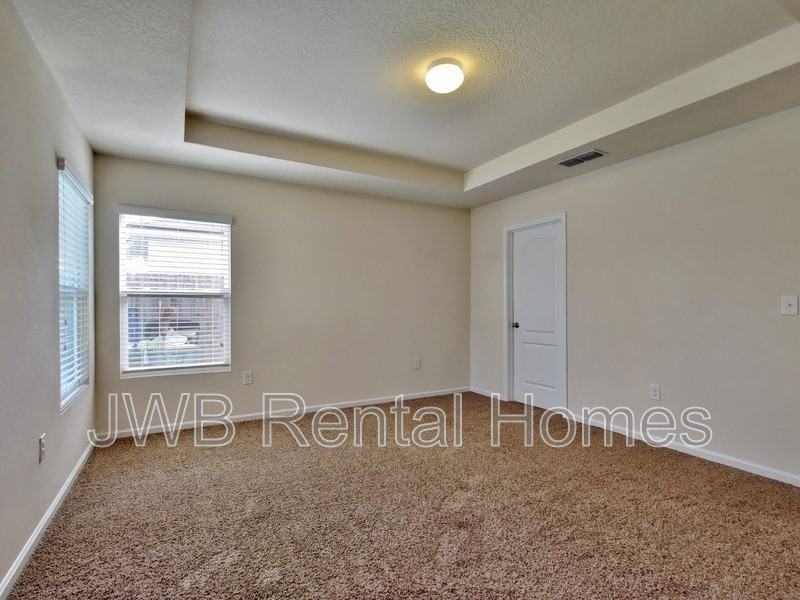 600 Ashby Landing Way - Photo 7 of 15