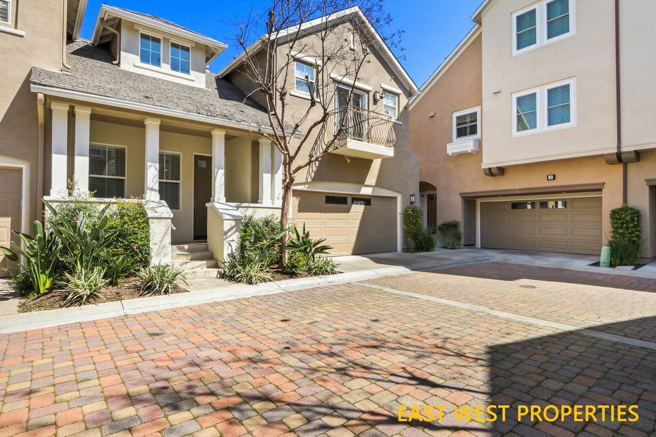 42 Burlingame - 1 #1 - Photo 2 of 33