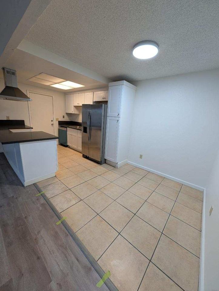 4000 Renick Way #4000 - Photo 2 of 9