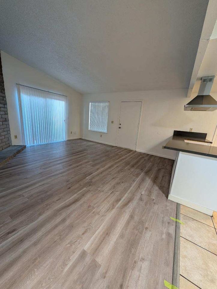 4000 Renick Way #4000 - Photo 3 of 9