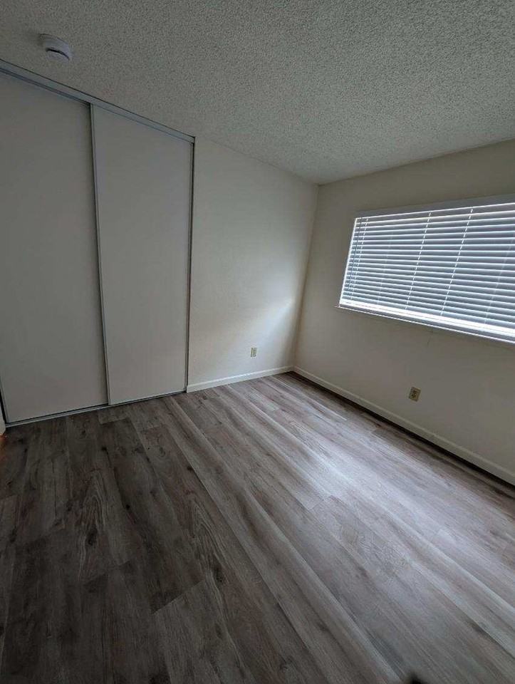 4000 Renick Way #4000 - Photo 5 of 9