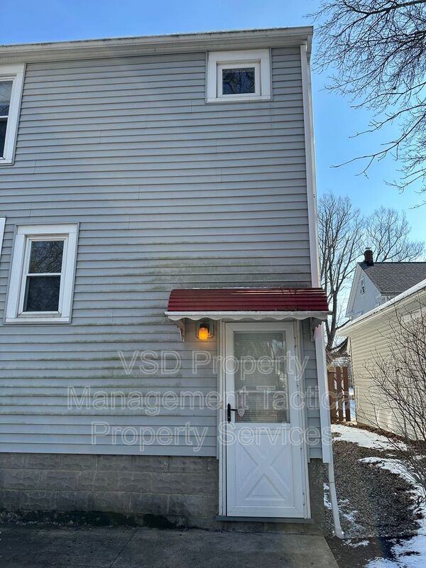 1780 S Green Rd #UP - Photo 5 of 26