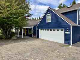 featured image of 6543 Se Borwick St