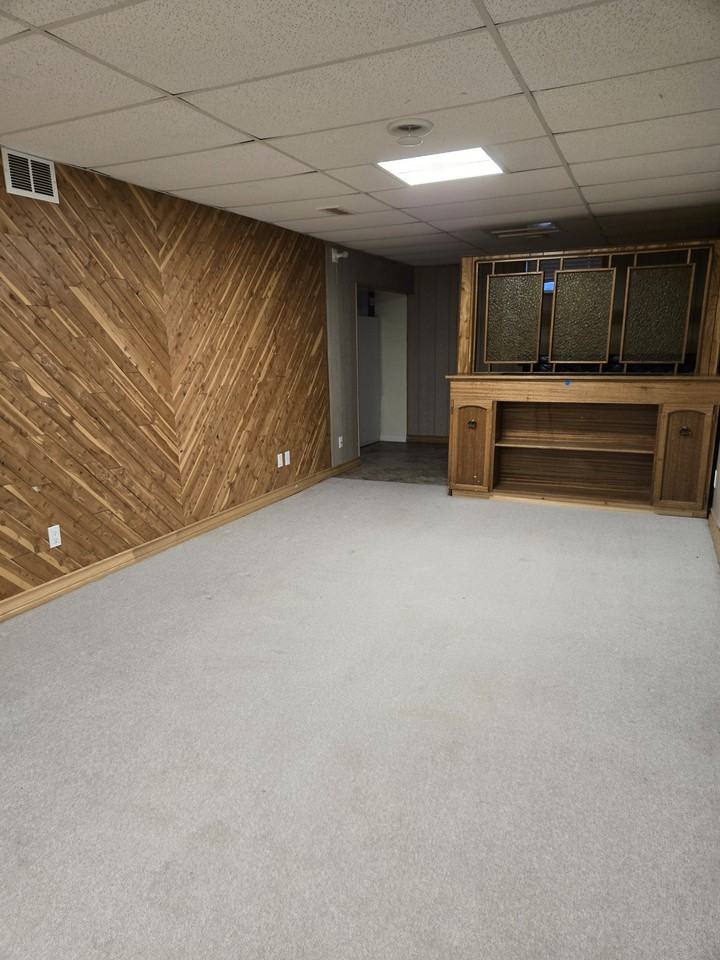 232 Frontenac Dr #B - Photo 3 of 15