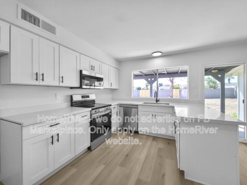 545 W Magdalena Dr - Photo 7 of 20