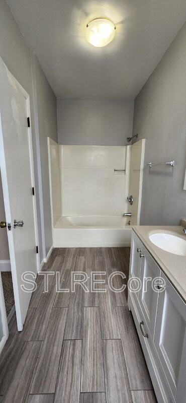 812 Lafayette Ave #F - Photo 4 of 12