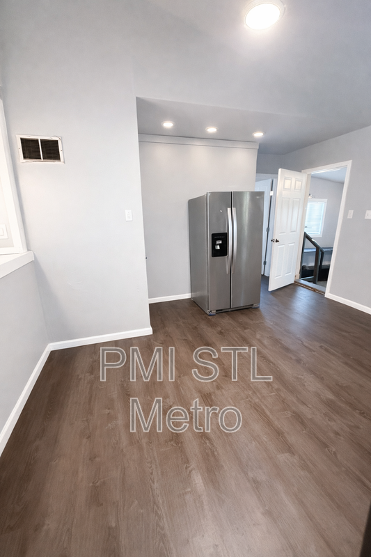 3678 Elsa Ave - Photo 4 of 10