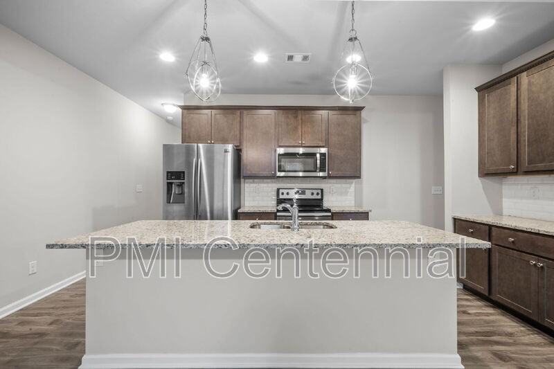 537 Jefferson Chase St Se - Photo 4 of 23