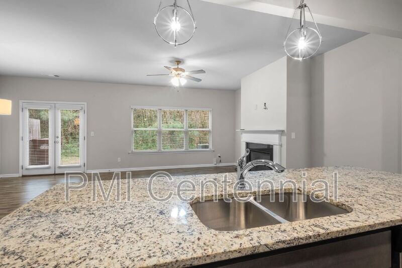 537 Jefferson Chase St Se - Photo 6 of 23