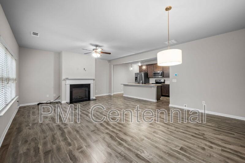 537 Jefferson Chase St Se - Photo 7 of 23