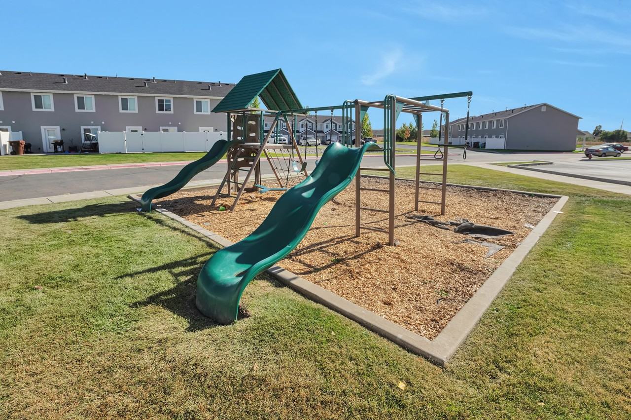 237 W 1950 N #1 - Photo 3 of 20