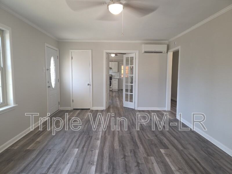 608 W Martin St - Photo 6 of 37