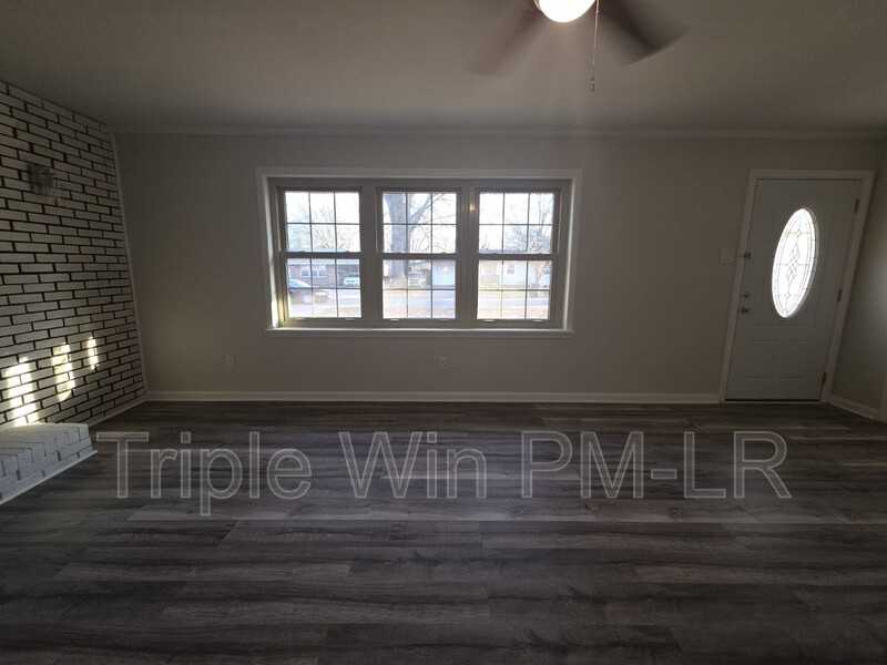 608 W Martin St - Photo 7 of 37