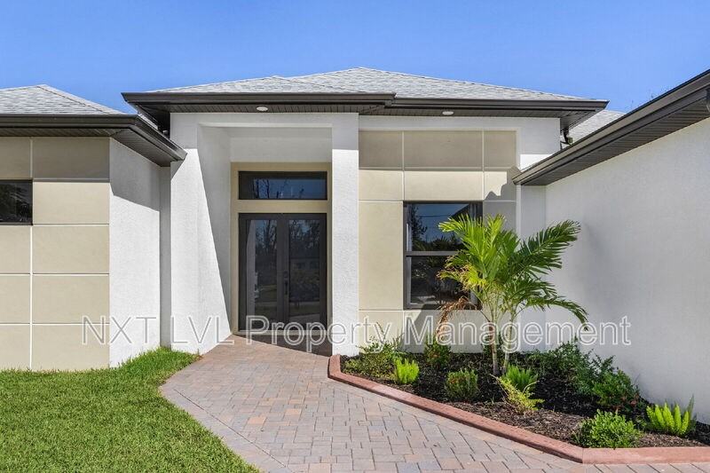 1925 Sw 3rd Ter - Photo 3 of 42