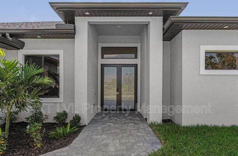 318 Se 15th Ter - Photo 2 of 30