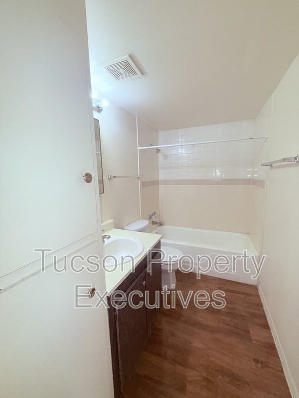 20 N Leonora Ave - Photo 4 of 23