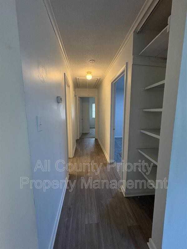 1015 Da Vinci St - Photo 4 of 9