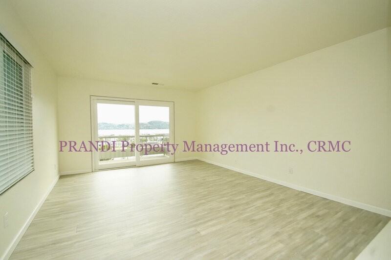 126 Lower Anchorage Rd - Photo 3 of 13