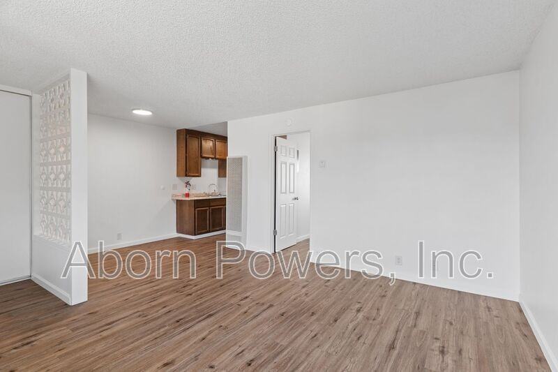 1221 B St #10 - Photo 3 of 11