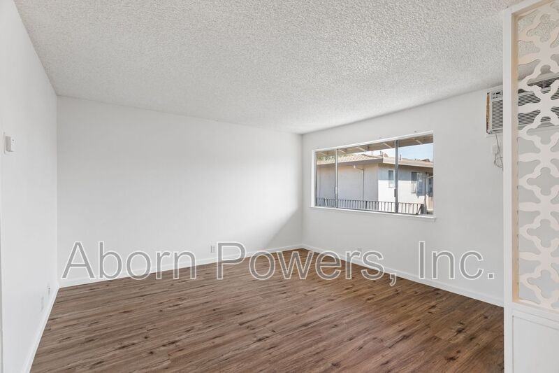 1221 B St #10 - Photo 5 of 11