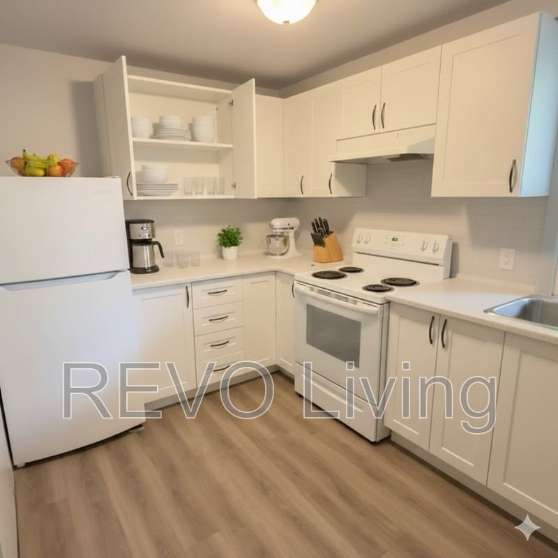 4585 Ryerson Cres #2 - Photo 4 of 10